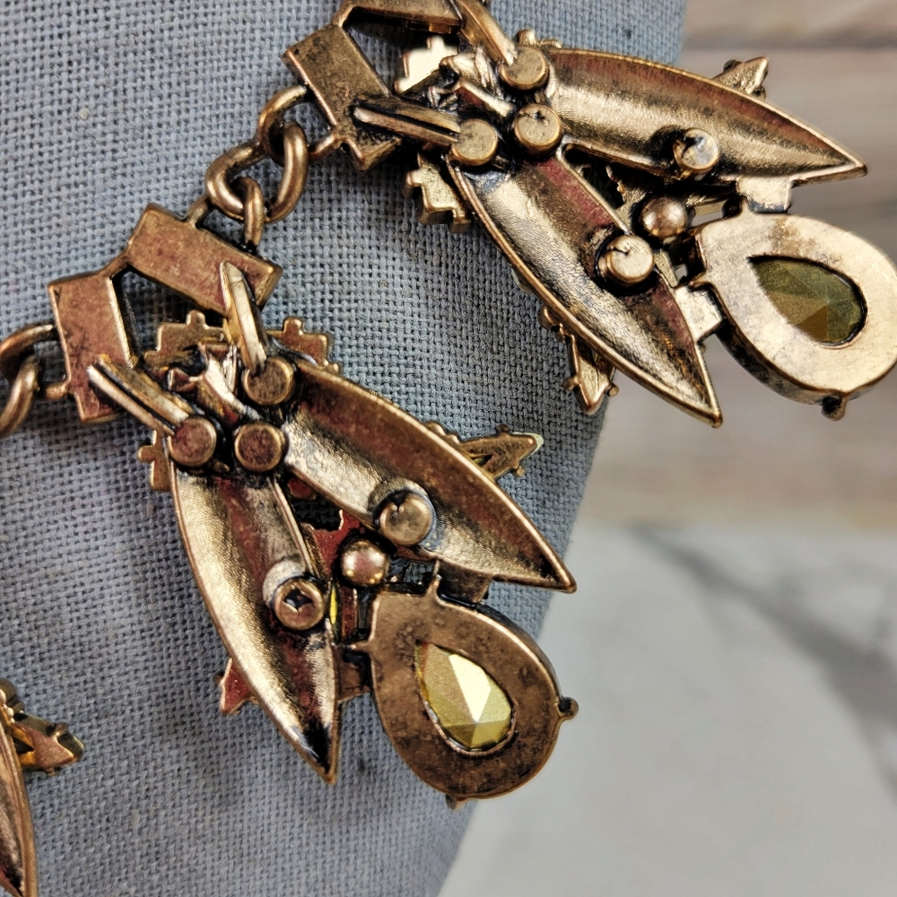 Pastel Green Statement Necklace Antique Gold-tone Deco AB Rhinestone Acc… - Picture 9 of 12